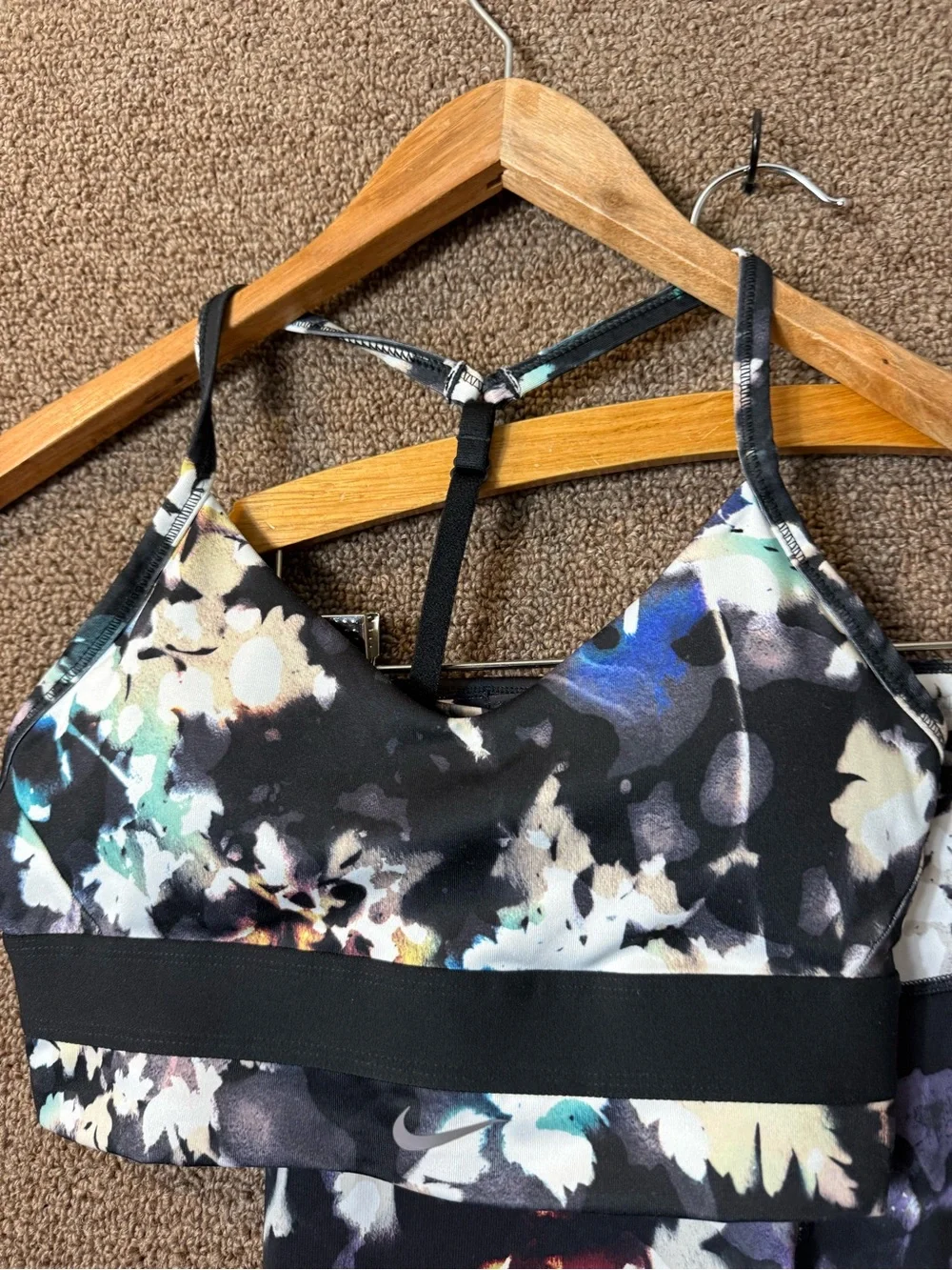 Nike Women's Indy Floral Set Leggings And Bra in Gunsmoke SET(2)